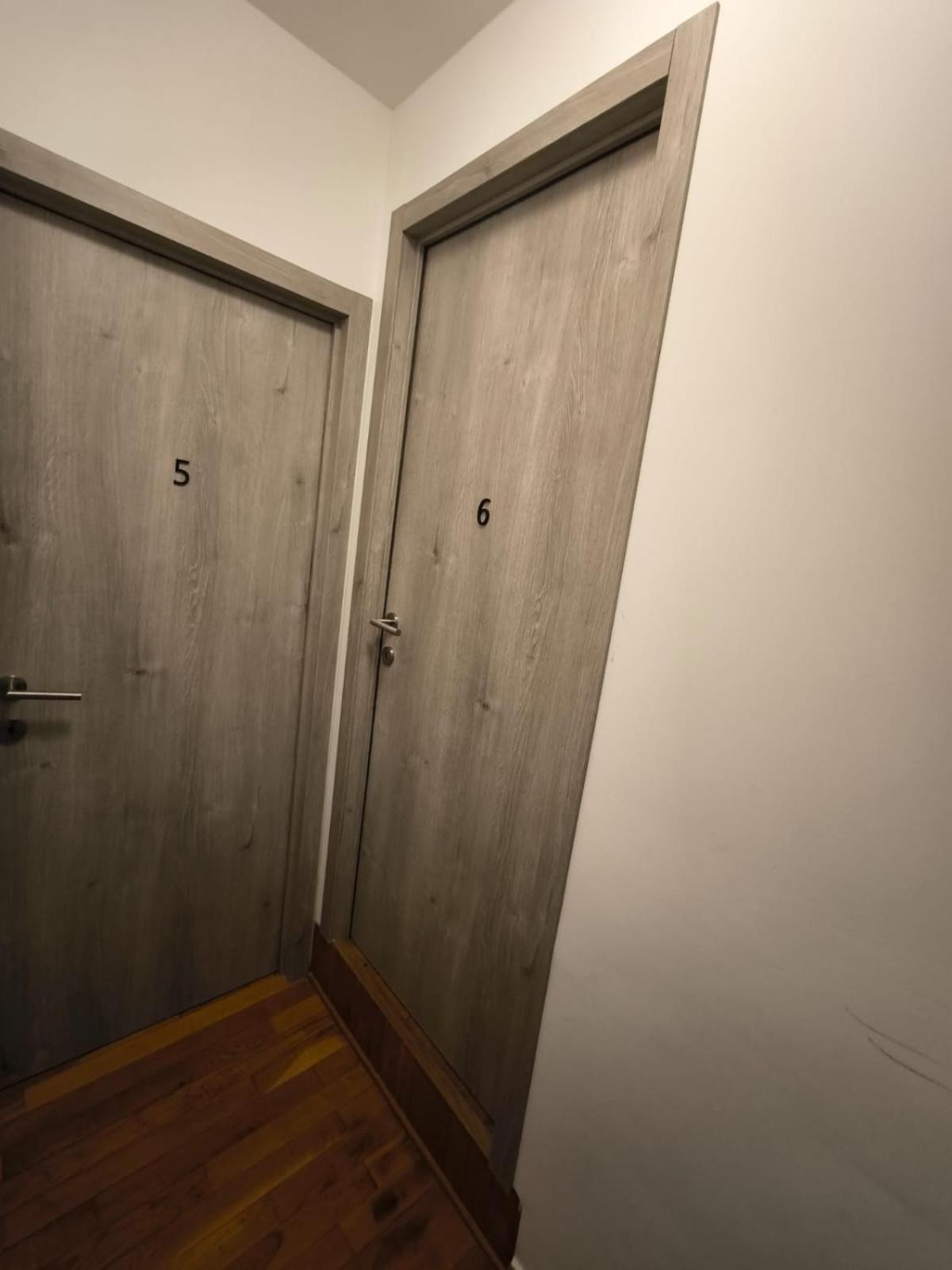 Belle Villa De Luxe Avec 8 Chambres Charleroi Esterno foto