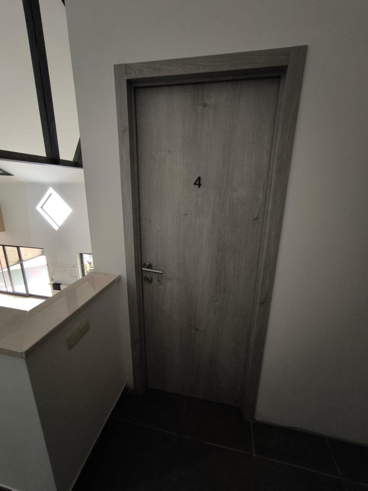 Belle Villa De Luxe Avec 8 Chambres Charleroi Esterno foto