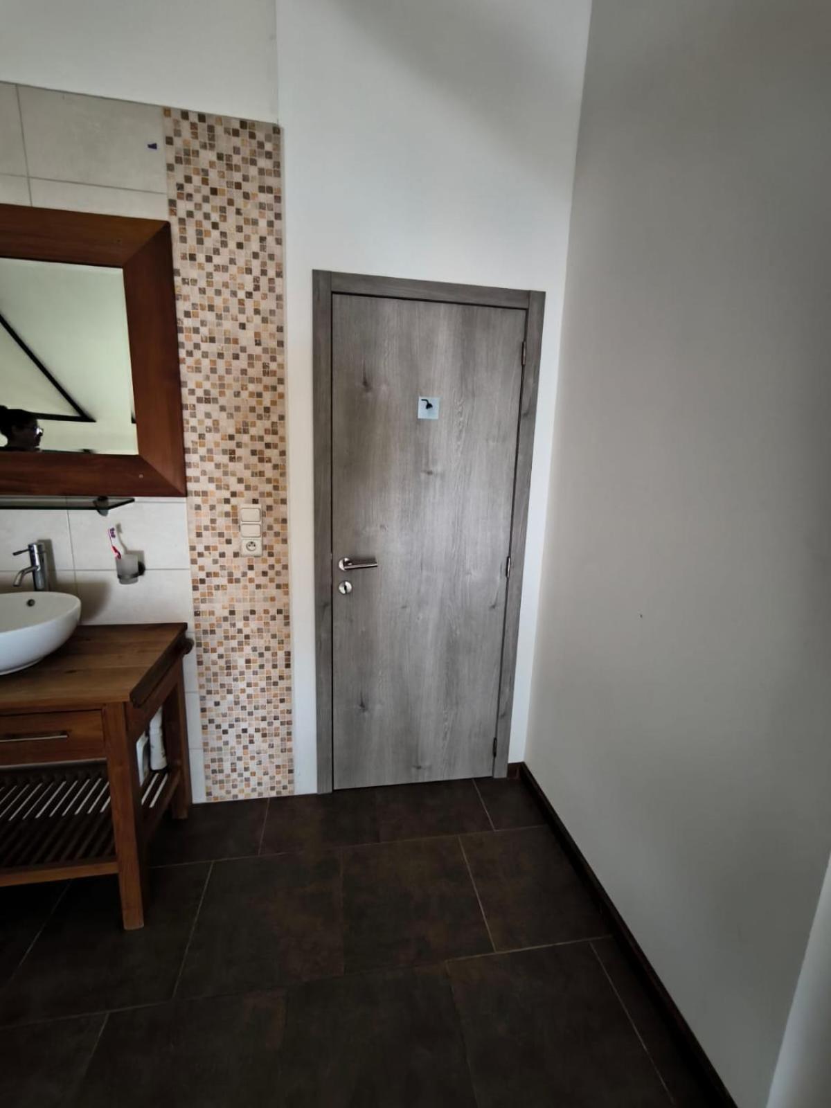 Belle Villa De Luxe Avec 8 Chambres Charleroi Esterno foto